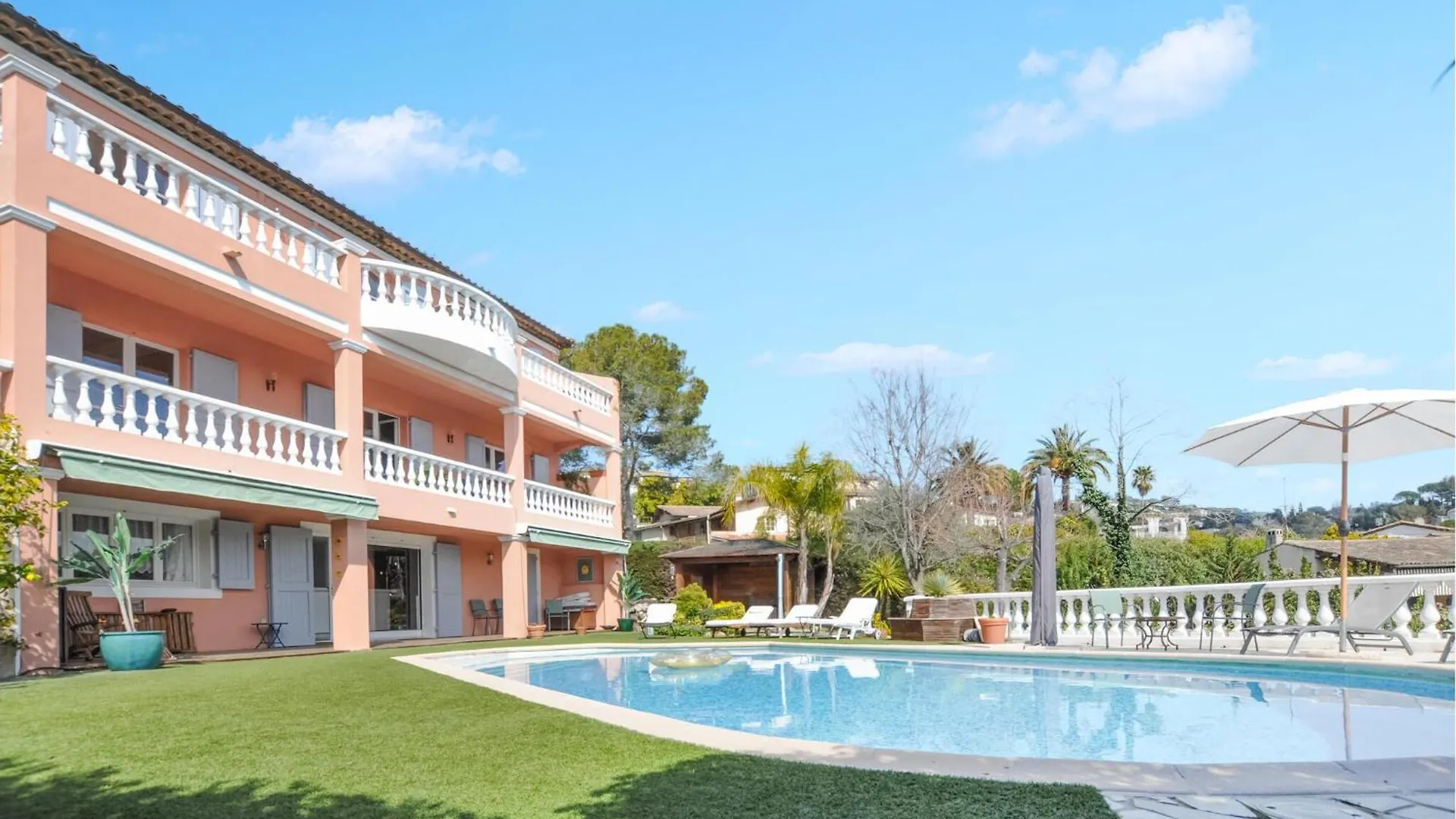 Holiday home Beautiful Home In Mougins With Kitchen