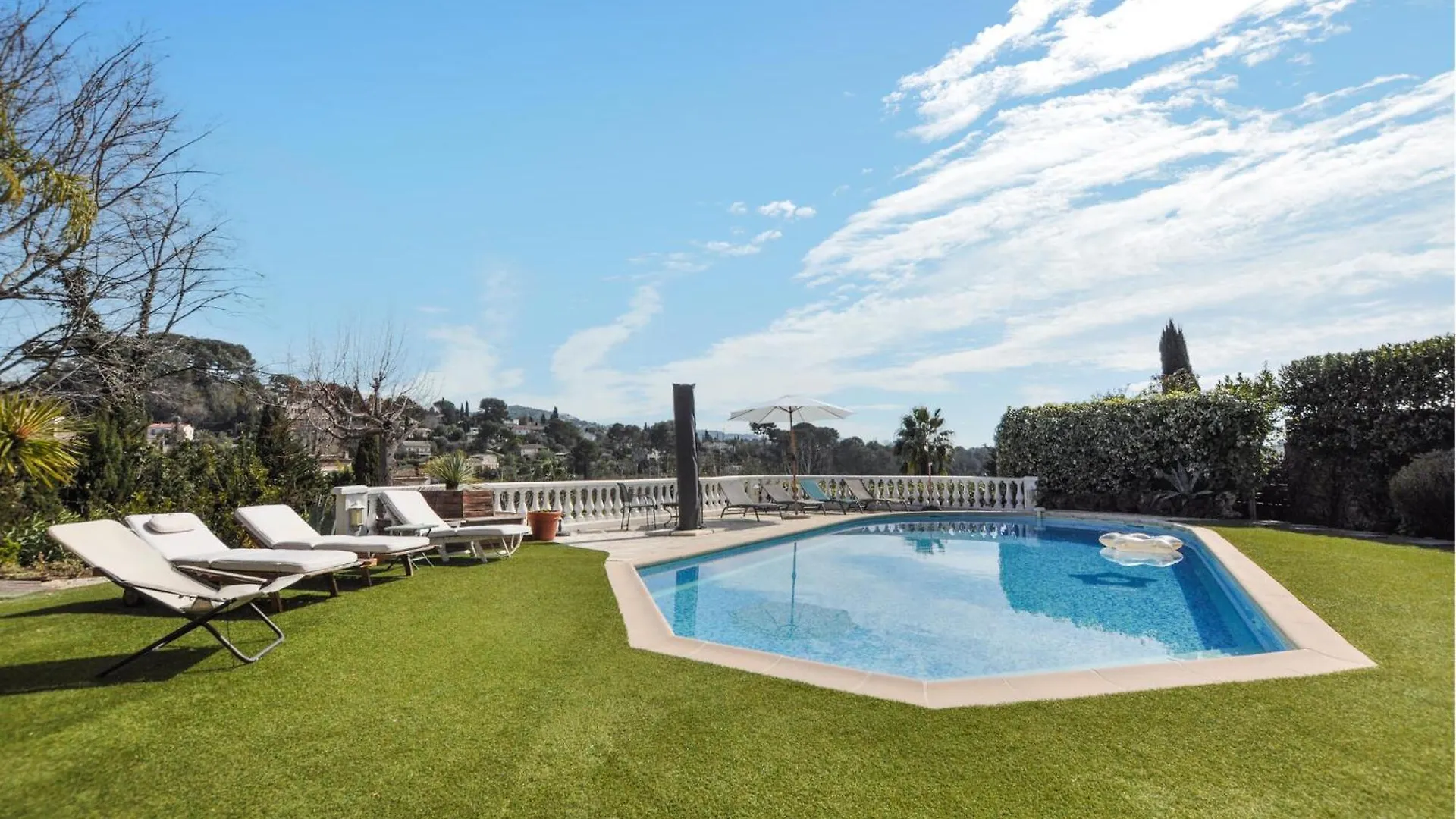 Holiday home Beautiful Home In Mougins With Kitchen France